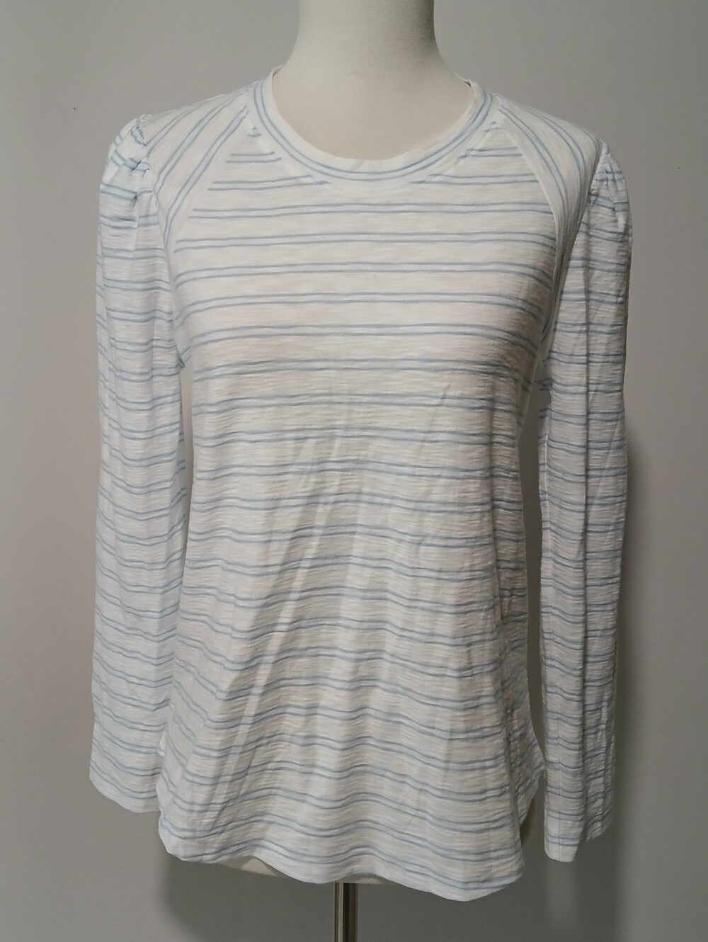 Veronica Beard Mason White/ Light Blue Striped Tee Size Small